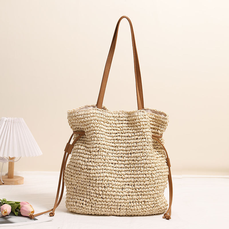 Large Capacity Straw Bag